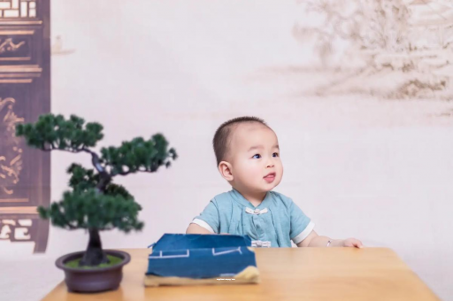 广州供卵包男孩宝宝肠胃炎吃什么食物